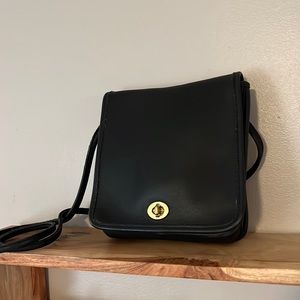 Vintage Coach Black Leather 9620 Compact Pouch Bag